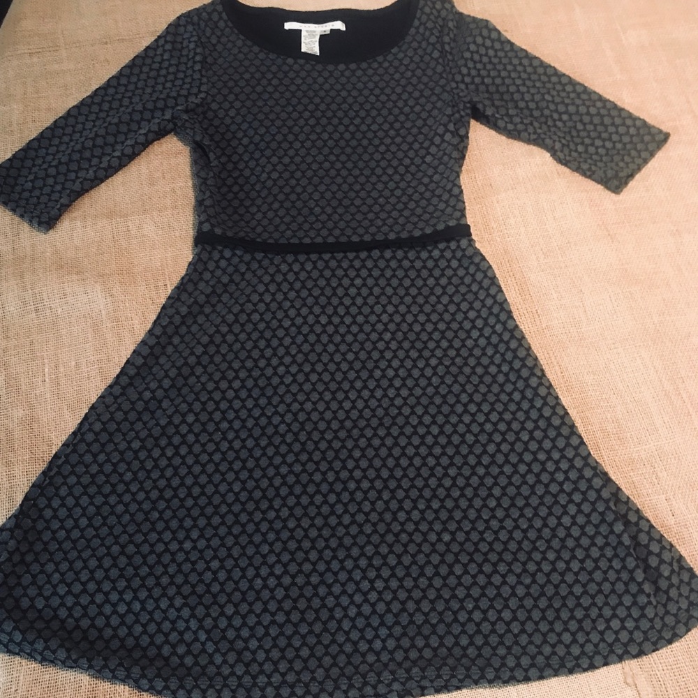 Max Studio with a vintage feel size small.